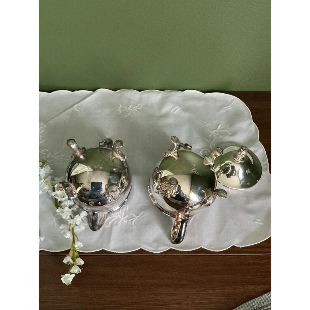 Sheridan Silver on Copper Cream and Sugar Set Taunton Silversmiths Lion Paw Feet